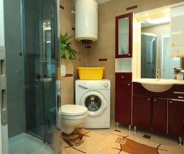 With A Parking Space - 7034 Apartman Pula
