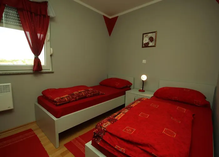 With A Parking Space - 7034 Appartement