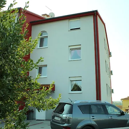 With A Parking Space - 7034 Appartement